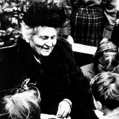 Maria Montessori with Children 07