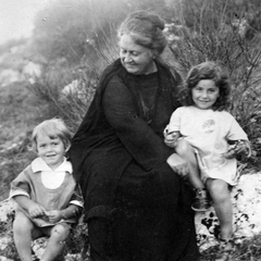 Maria Montessori with Children 10